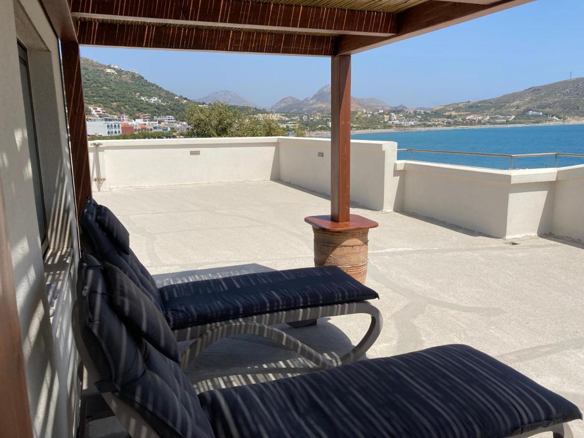 Lilian Loft Sea View - Adults Only Apartment Плакиас Екстериор снимка